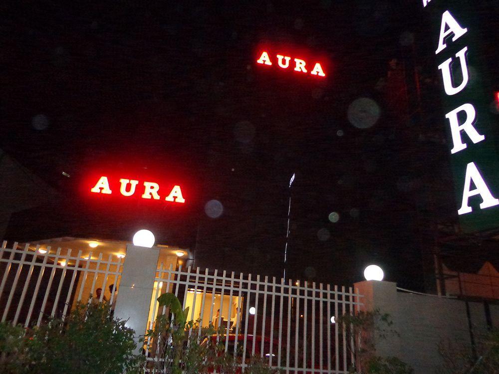 Hotel Aura @Airport New Delhi Exterior photo
