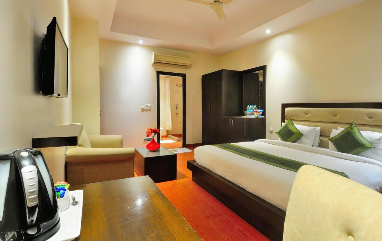 Hotel Aura @Airport New Delhi Exterior photo